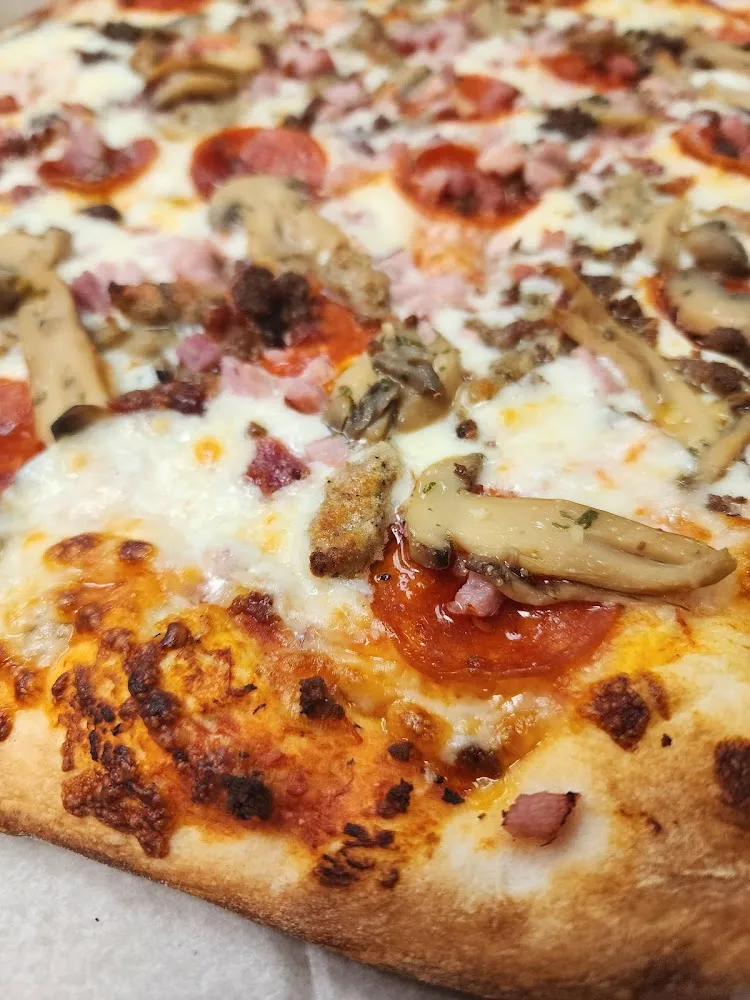 Meat Pizza